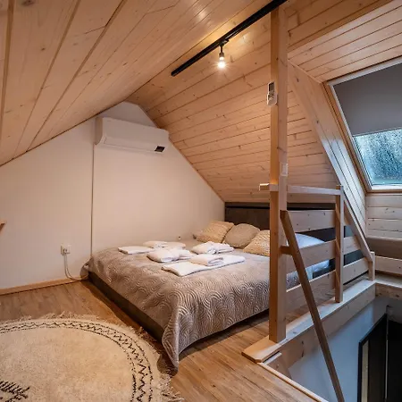 4hills, Demaenovska Dolina Chalet Liptovský Mikuláš