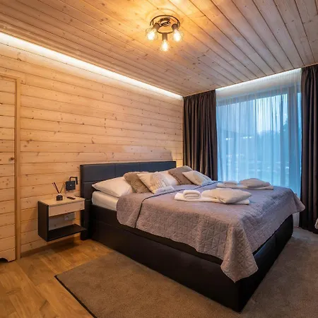 4hills, Demaenovska Dolina Domek alpejski