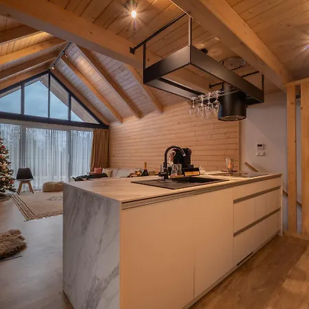 Chalet 4hills, Demaenovska Dolina