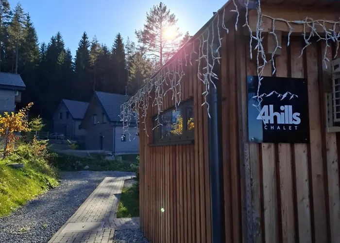 4hills, Demaenovska Dolina