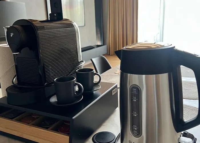 4hills, Demaenovska Dolina