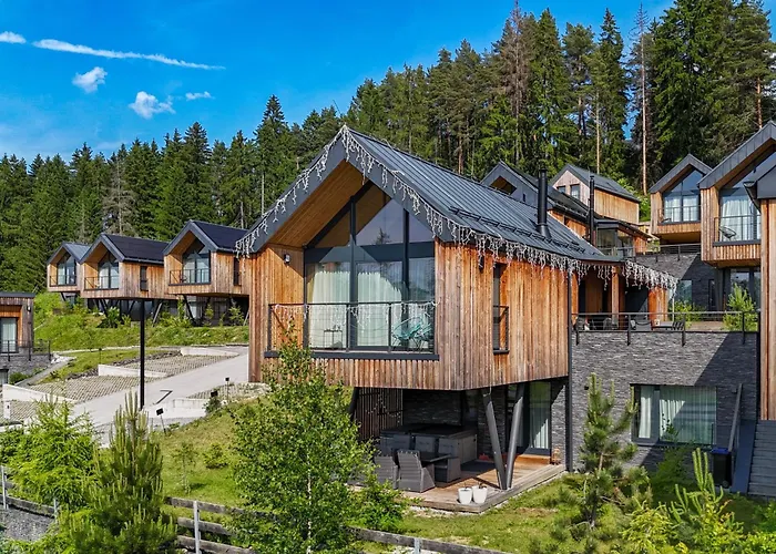 4hills, Demaenovska Dolina